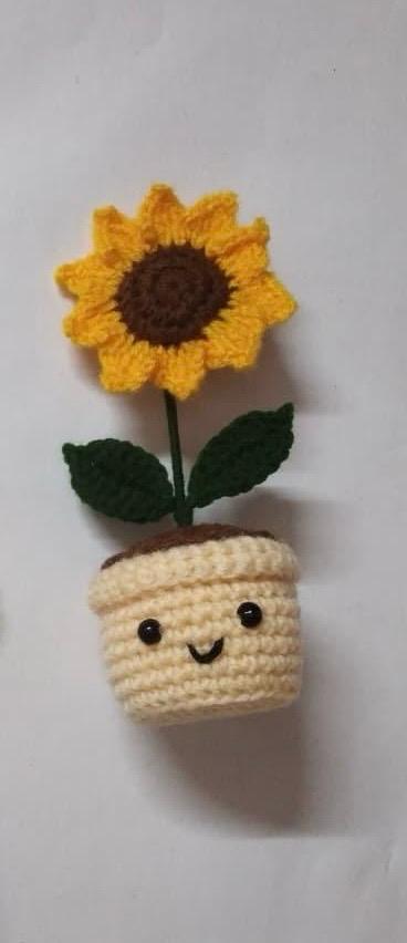 Crochet Sunflower Pot